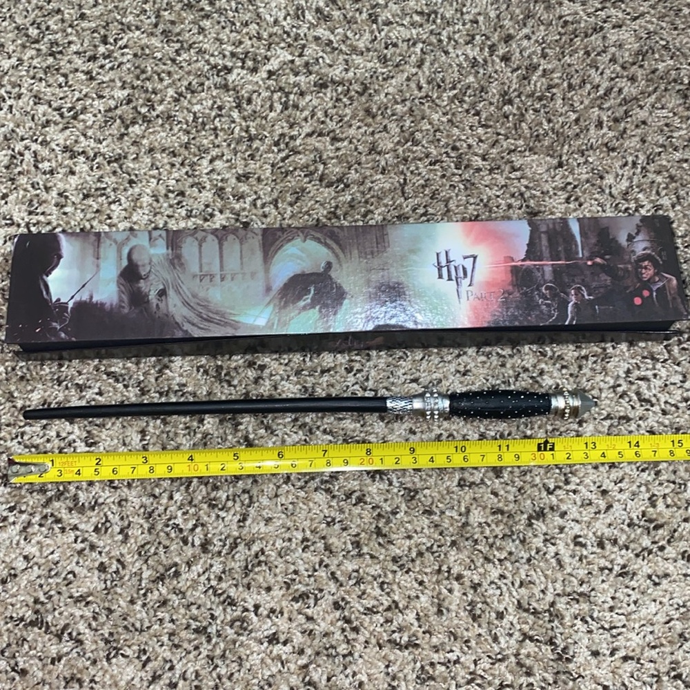 💋Narcissa Malfoy Harry Potter Wand in Original Release Deathly Hallows part 2! - Picture 7 of 12